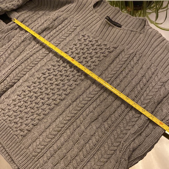 Marc by Marc Jacobs Cropped Oversized Cable Knit Sweater, Size M/L Womens - Picture 6 of 6